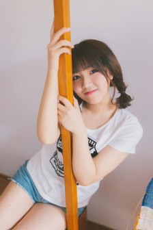 林雅诗三级